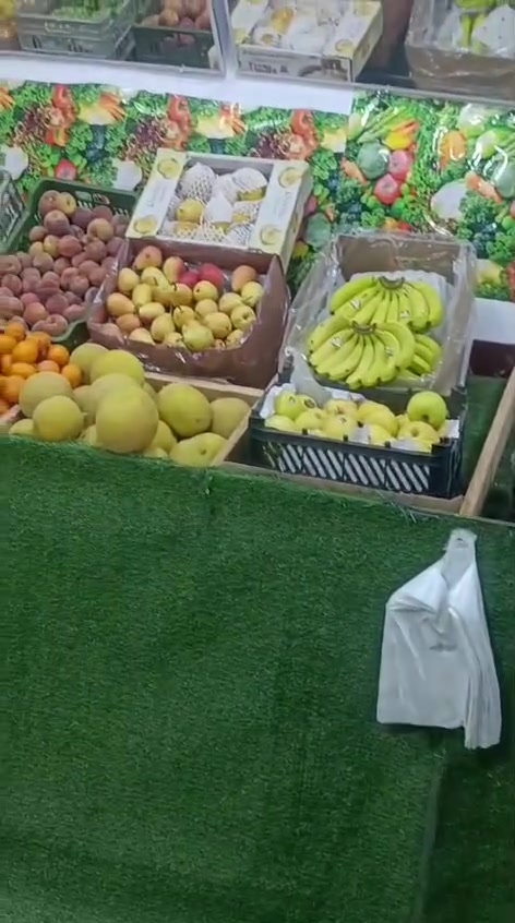 الغراض الي بل محل 3 عوارض او 6مرايات او سبلت او سقف ثاناوي او بره 3ميوزه للعرض او ميز الدخل او ميزان عدد 2 قمريه بره اي نقس ماكو بل محل يسوك او يفتح سبب للبيع لنو رجعت للوضيفه مالتي
اب 2500 قفل اب مليونين او ربع 
ايجاره 250 الشراي


**إذا كنت صاحب هذا الإعلان وتريد حذفه لأي سبب، رجاءا أرسل رسالة إلى الدعم الفني**