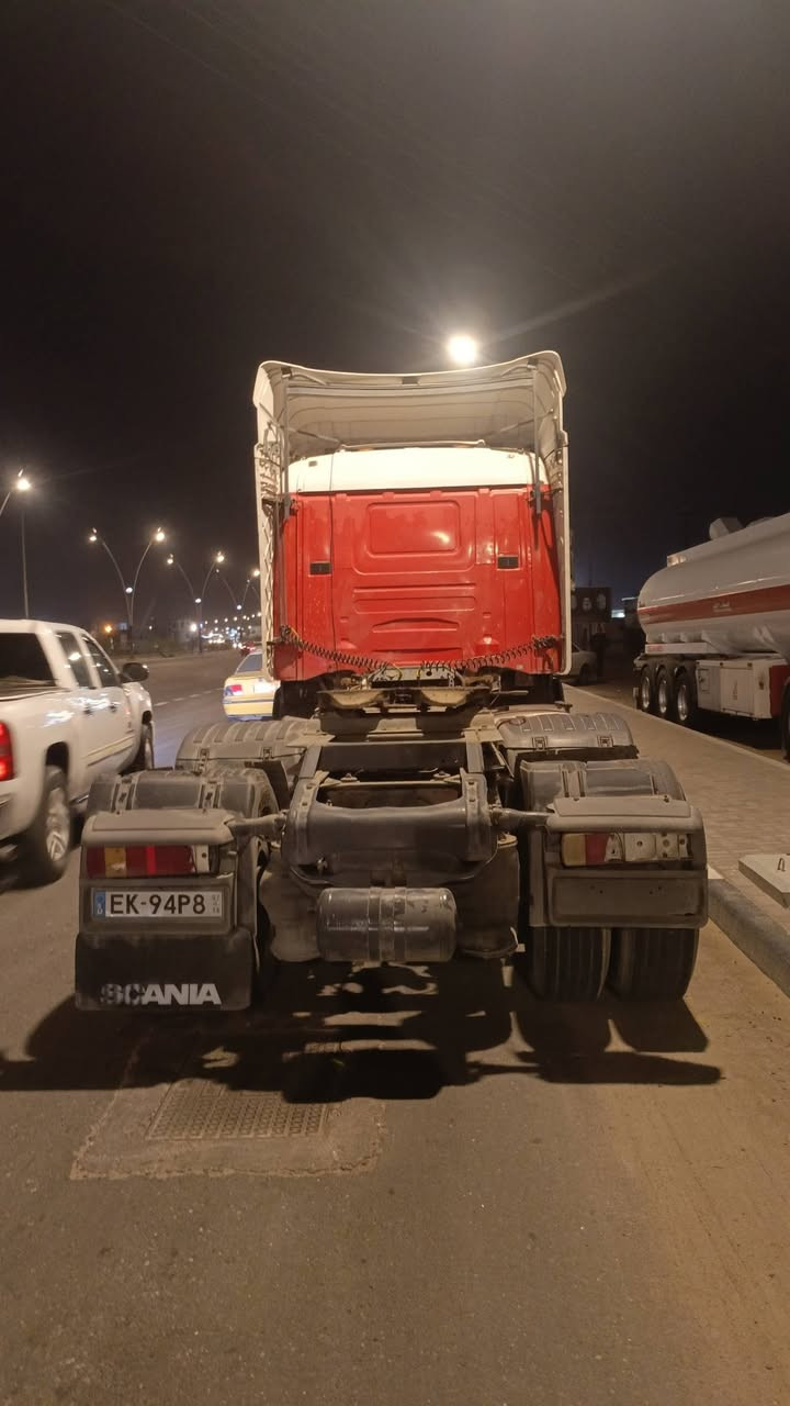 السلام عليكم سكانيه البيع 200 مكينه 360مكفوله كير عادي 3ب3مكفرله  رقم مثنه منتهي سياره جاهزه العمل ***********الستفسار
