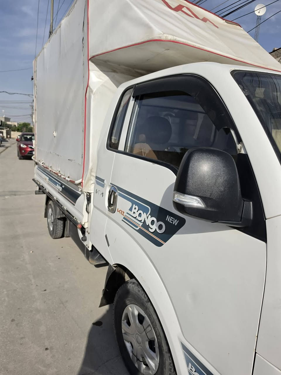 🚛 للبيع كيا حمل موديل 2020 🚛
#سعر ١٣٥ $ 
✅ موديل 2020
✅ مكفول من كل شيء
✅ سنوية جديدة لغاية عام 2031
✅ السيارة بحالة ممتازة وجاهزة للعمل
✅ نظيفة جداً ولا تحتاج أي صرف ***********
📍للمهتمين التواصل خاص أو اتصال
