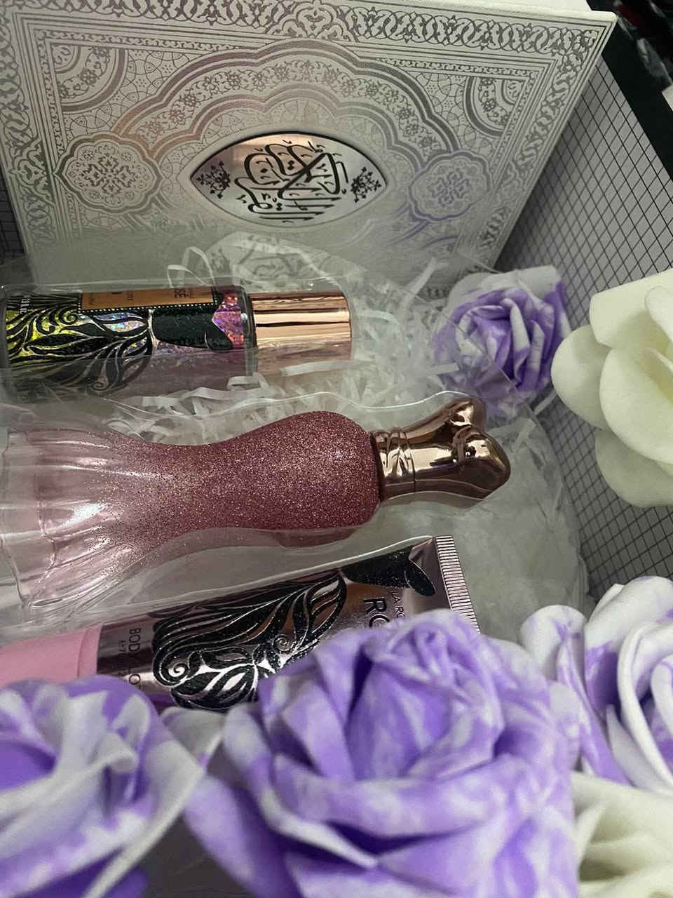 مرحبا
اذا تريدون هدايا نسائية و رجالية متوفر عندي 
دخلولي خاص و ادزلكم الصور لان ما ناشرة كلشي بالصفحة
و إذا تحبون اسويلكم بوكس حسب الطلب اخلي بي شغلات من اختياركم
و موجود طباعة صور على لوحات و كوب و هودي


**إذا كنت صاحب هذا الإعلان وتريد حذفه لأي سبب، رجاءا أرسل رسالة إلى الدعم الفني**