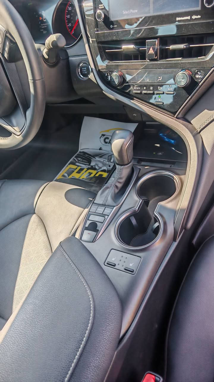 السلام عليكم
للبيع كامري وارد امريكي كتاب شهداء وكاله 
مواصفات فول عدا بانوراما
موديل 24 دخول جديد 
فئه XSE
كشنات جلد تدفئه تبريد
كشنات ٢ كهرباء
٣ وضعيات قياده
رادار امامي
رادار جانبي
تحديد مسار
قياده ذاتيه
تبريد قطعتين
ماشيه ١٣ الف ميل
مكينه ٤ سلندر ٢٥٠٠
كير ٨ نمر
حادثها خلفي تبديل قبق صندوك صبغ +دعاميه صبغ
العنوان بغداد المعامل منطقه السعاده
*********** أو ***********
السعر المطلوب ٢٤٠
