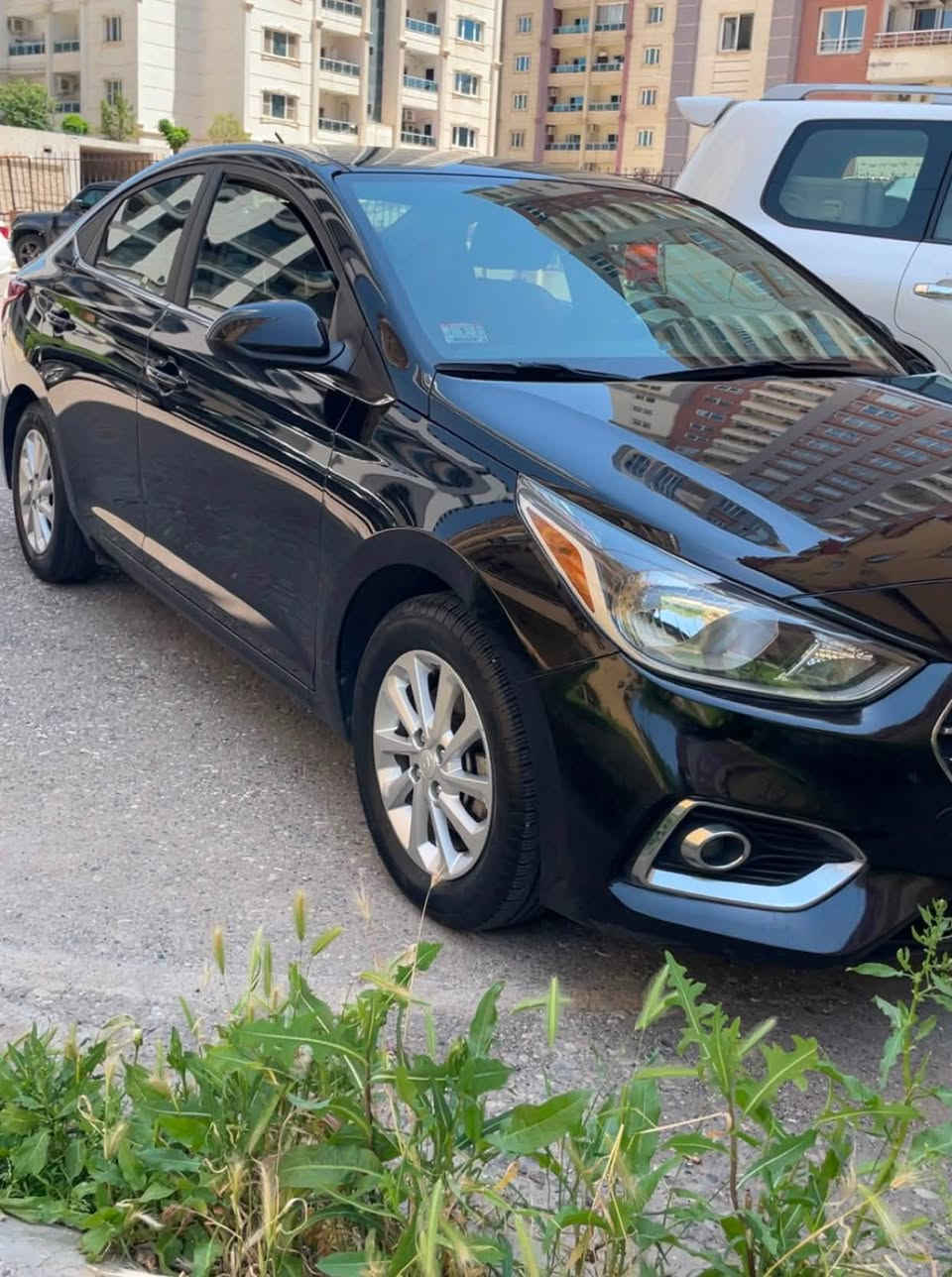 اكسنت 
موديل ٢٠٢٢
بدون صبغ بدون ايرباك
فقط بنيد مبدل شركة والضربة خفيفة كلش
داخلي لونين (كريمي و اسود)
السعر ١٢٥

***********
