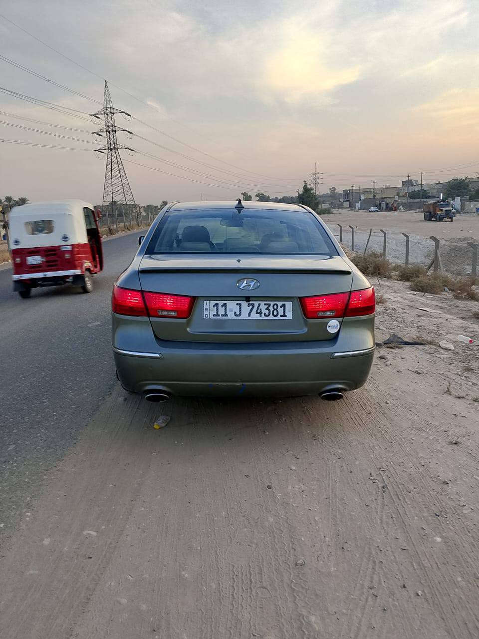 سلام عليكم سونتا 9فول مواصفات لمتدد تحكم سترين  جهتين كشنات كهربائيه تدفئه تبريد منضومه زنون تايرت جدد حداديه جديده صدر امامي خلفي جديد ليبل واحد سياره  حادثها لأمريكي  بنيد مبدل فقط وومصبوغه حزم لجماليه فقط  سياره احلئ من صور  لاتنقيص لاتبخير سونار وين ميعجبك صوت رواجز ماكو من شغل صبح   العنوان بغداد العبيدي  الهاتف ***********
