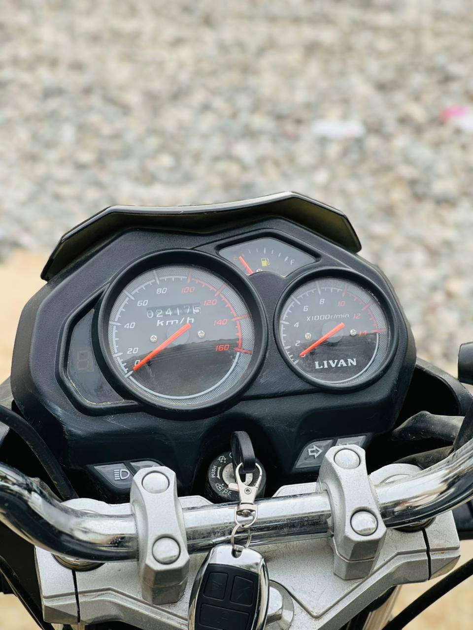 السلام عليكم
موطورات نوع (ليڤان)
موديل 2020
جديد غير مستخدم ؟!!
فقط مخزون 
وبي بعض الملاحضات
سوء  تخزين فقط
كلشي شغال
بس الباتري كاعد
وتجي وتشوف بعينك
الموقع جنوب الموصل قريه طويبه
اتصل ***********
