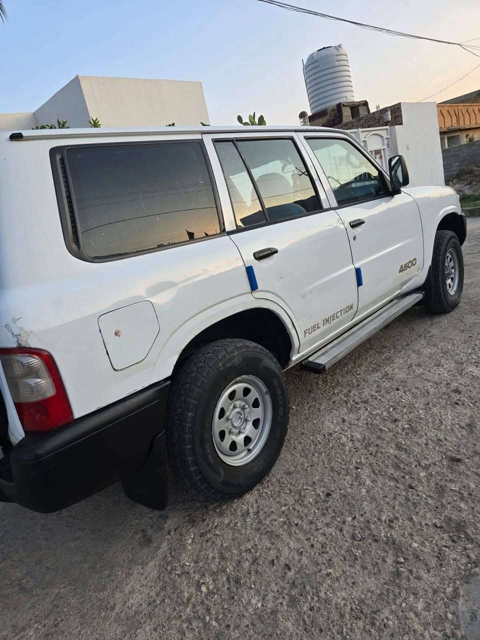 نيسان باترول مزاد بغداد موديل 2002 ......***********0
واتساب
