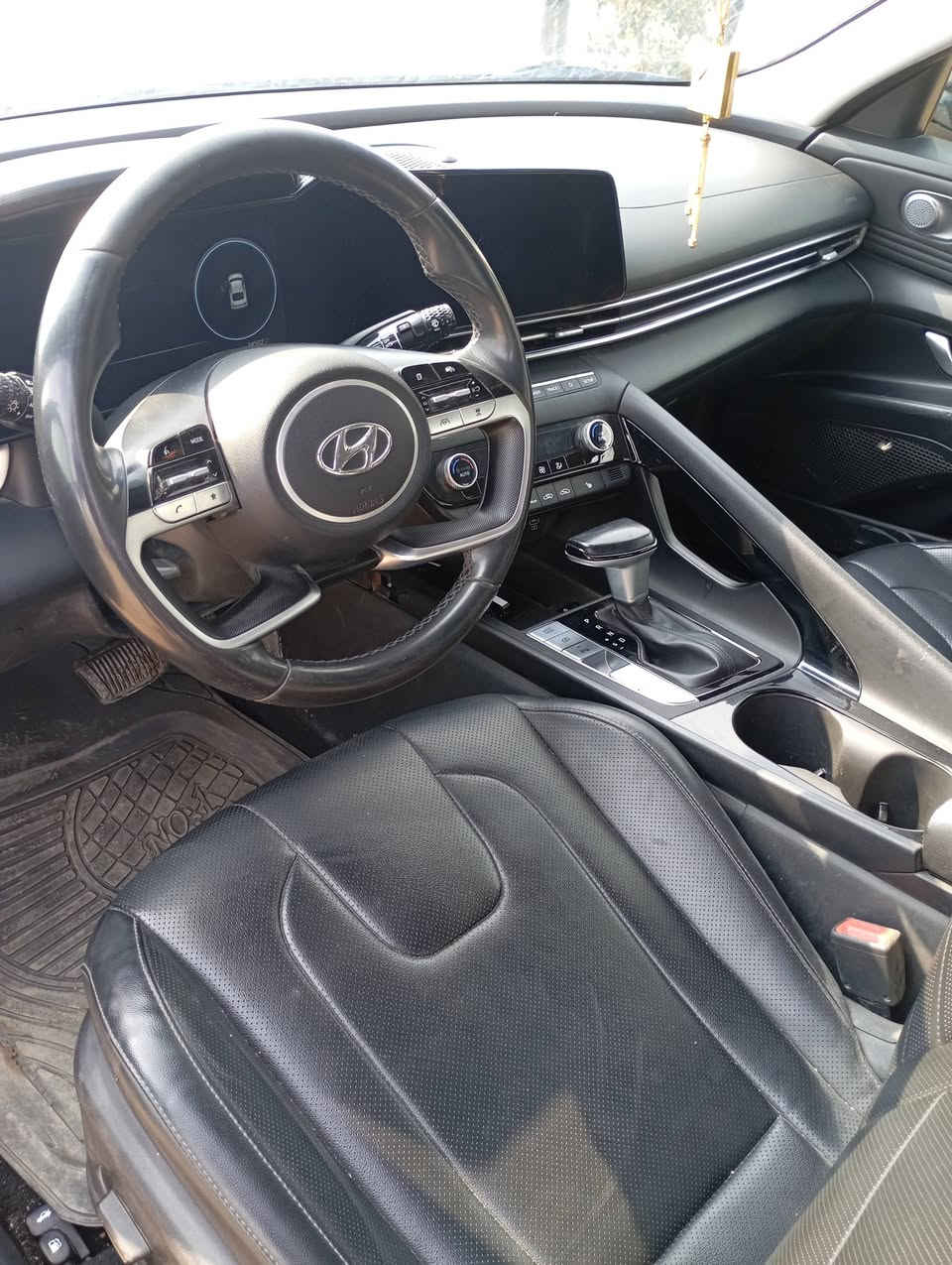 السلام عليكم سياره النترا 2024 فوال واحد علا واحد تحكمات رادارات اماميه جانبيه بيه جاملا أو بنيد أو لا يحه الدواخل السياره بسمنه رقم بغداد المكان ناصريه مركز المدينه السعر 145 أو بيه مجال  رقم الهاتف ***********
