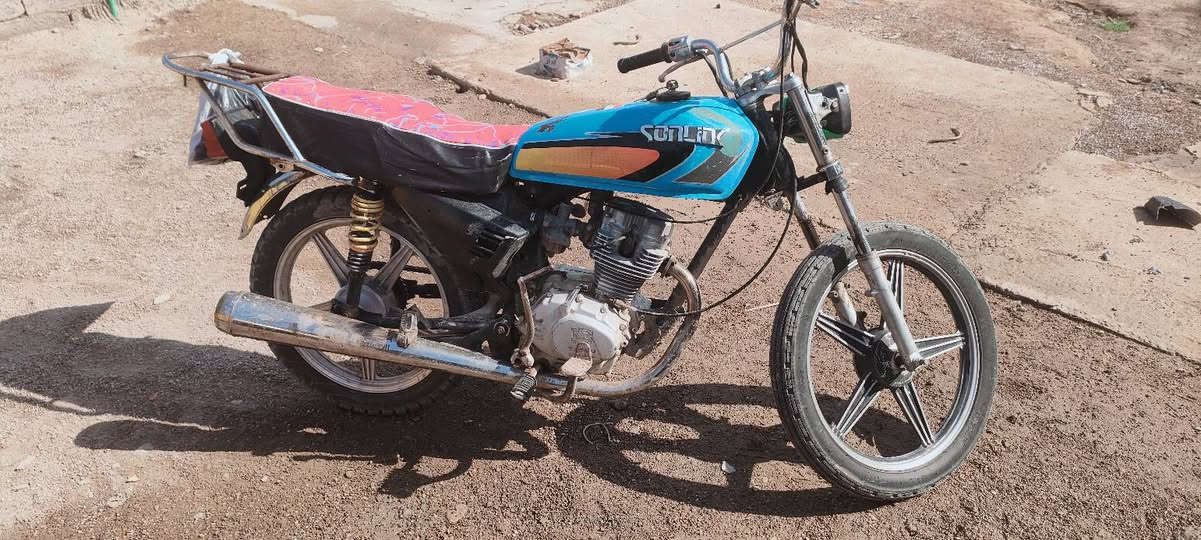 سلام عليكم دراجه  موديل 20   كلك تكفل سرقه   سعر 250وبيه مجال  رقم *********** مكان تقاطع  نهروان
