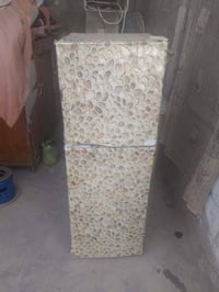 ثلاجه صغيره اجمد سعره 40.. 07850254934