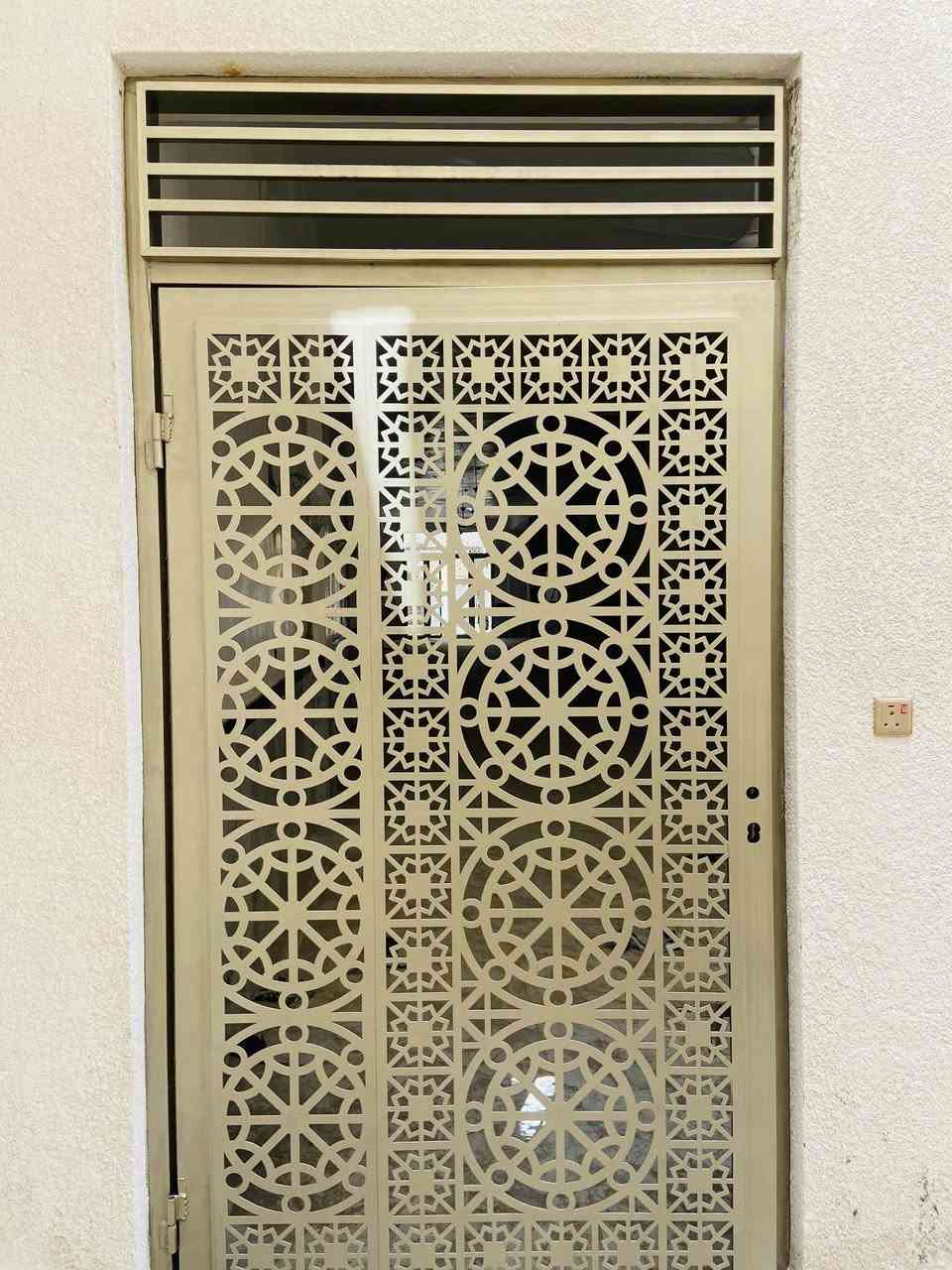 صبغ حديد
صبغ داخل خارج 
جميع اعمال الاصباغ 
*********** دخل كربلاء فقط
