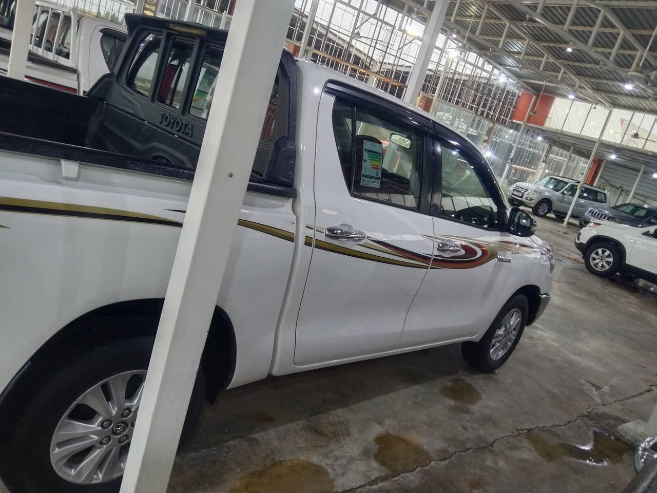 السلام عليكم بيكم 2016. كويتي اوتماتيك  مكفوله السياره ماشيه 163
سونار موجود.  السعر $   240
رقم صاحب السياره
 ***********. 
***********.
