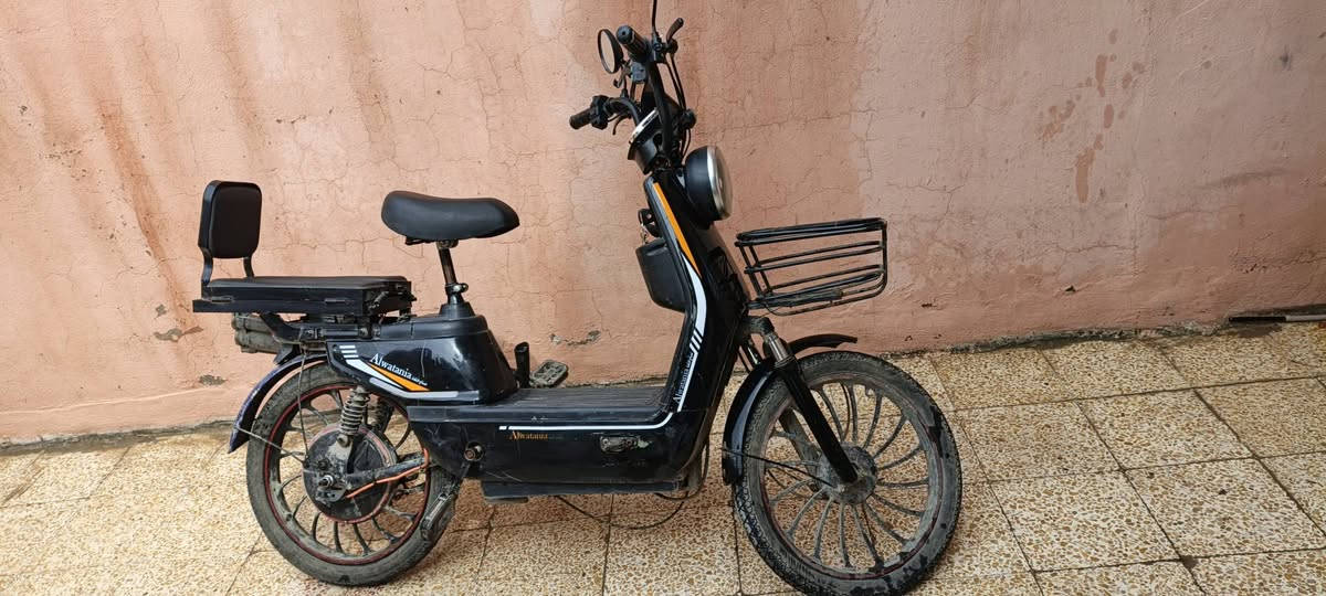 سلام عليكم ماطور للبيع
الماطوى شغال بطاريات فوك النص عمر 
ملف عقل لايت هورن شرط 
السعر 150 الف


**إذا كنت صاحب هذا الإعلان وتريد حذفه لأي سبب، رجاءا أرسل رسالة إلى الدعم الفني**