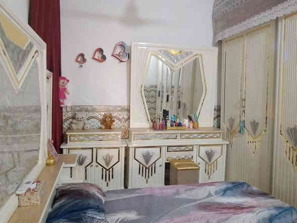 سلام عليكم غرفة النوم البيع المكان بغداد
الرقم ***********
