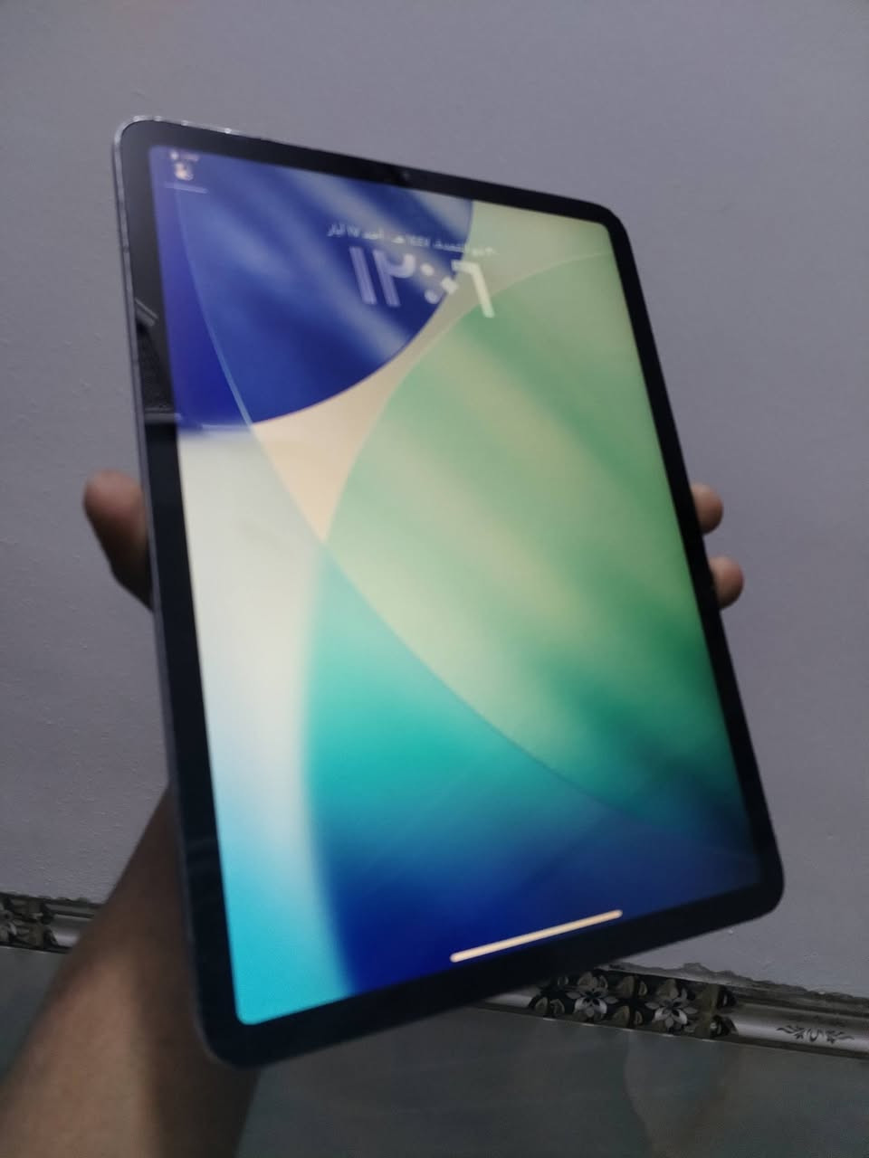ايباد برو M2 للبيع فقط ما عندي توووووصيل
ذاكرة 128
بوبجي 120 فريم 
بطارية 100 مستبدل أصلية بدون إشعار مسج
شاشة مابيها زلغ
فقط اكو زلغات بالظهر بسيطة جدا
السعر 475  وبيه مجال الطيبين
مكاني بغداد مدينه الصدر شارع الاورفلي
للاتصال واتساب فقط ***********
