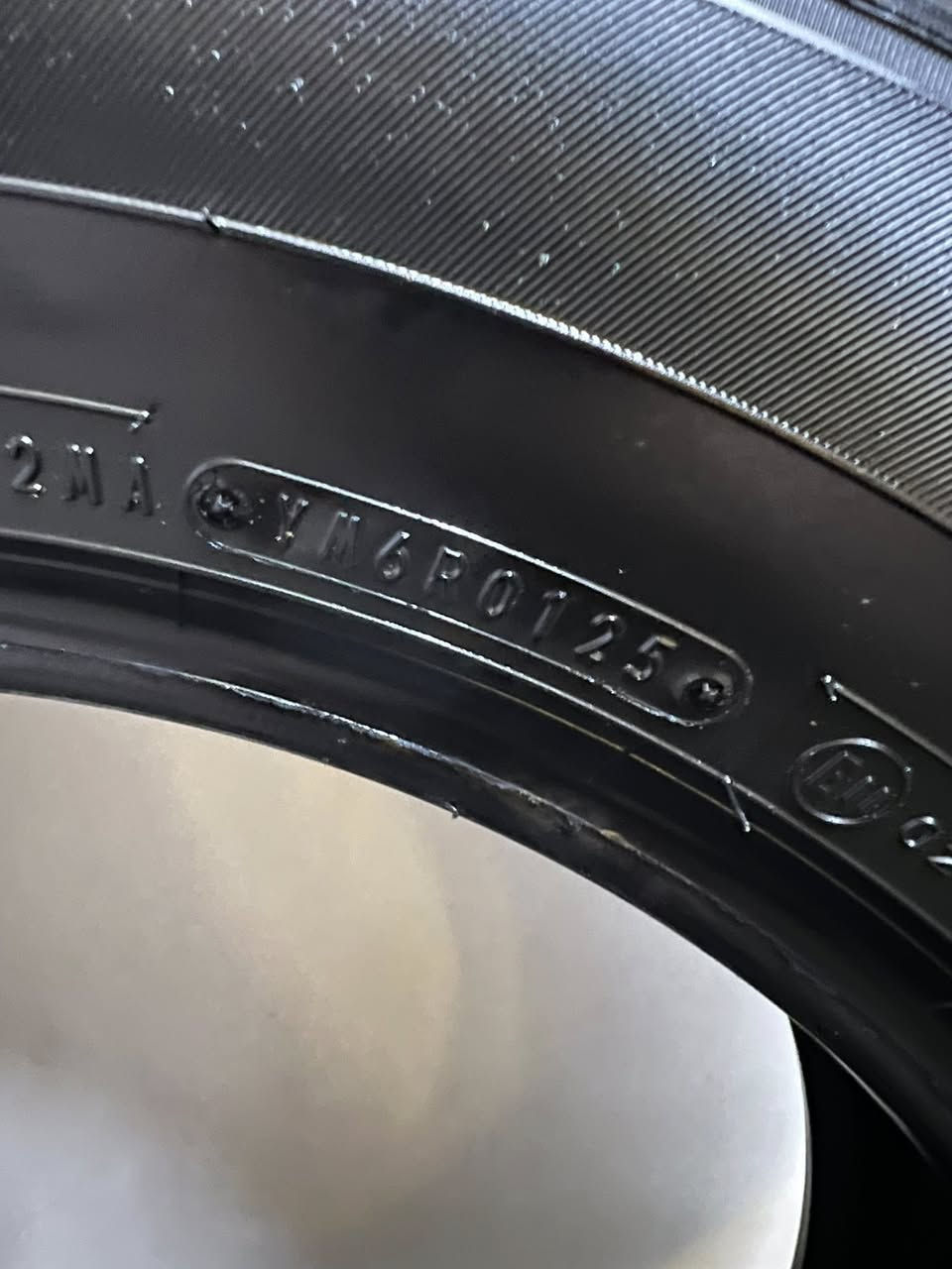 السلام عليكم 🫡 شباب
للبيع تخم تاير  كامري بلادي شركة دلوب ياباني اصلي

 انتاج (25) مال كامري موديل (25) ماشيه قليل حيل نظيف نسبت النظافه (90‎%‎) قياسهن (16) (65) (205) 

بدون فتيله بدون كسر بدون شك بل شرط 

السعر (220) الف او بيهن مجال بسيط للطيبين 

العنوان كركوك حي عدن رقم الموبايل *********** 

ملاحظة 📝 التخم مالهن الجديد 450 الف 

الدلوب معروف بل سوك تحياتي للجميع
