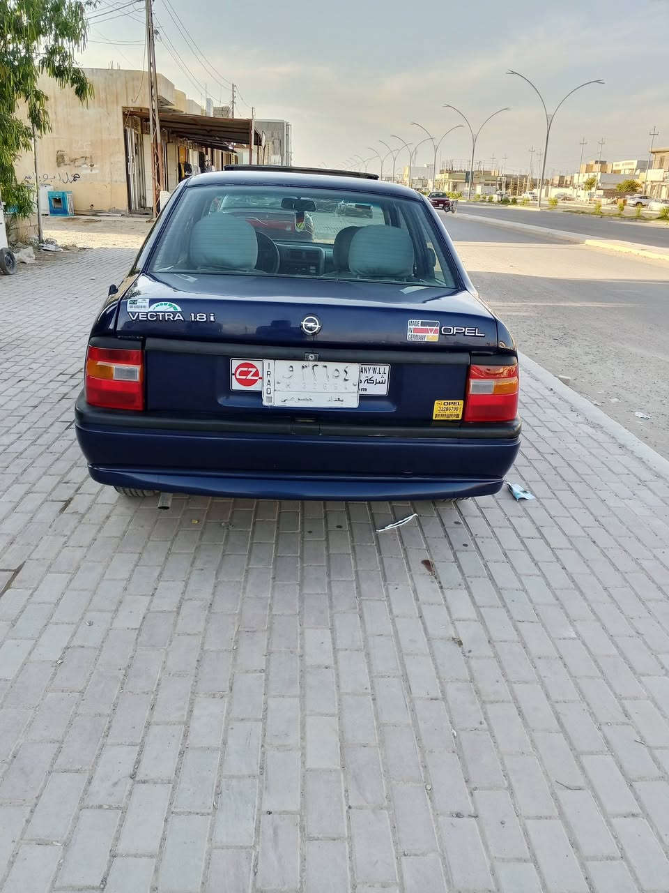 السلام عليكم للبيع وبل فكتره موديل 92 محرك 18 محر بي خيط تبخير مشروع وطني رقم بغداد كير وصدر كهربائيات كله بشرط السياره مصبوغه جماليه فقط من دون اي ضرر معروضه ب33 وبيها مجال السياره مكانهاسامراء *********** +***********
