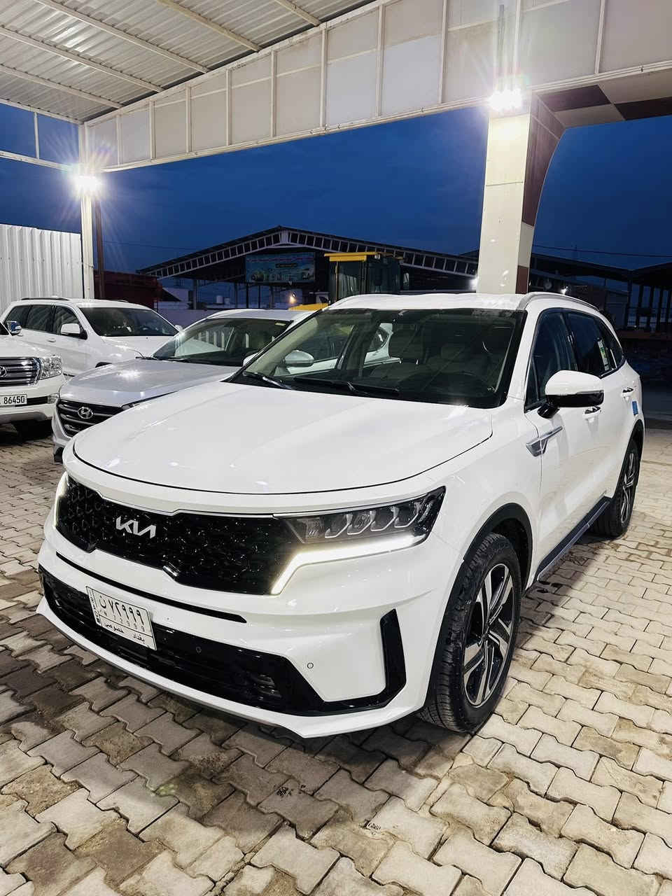 سلام عليكم 

البيع. فقط فقط 

سعر ٢٢٥ قفل 

بيها ضربا بل بجم  صبغ ٣ قطع 

صبغ  جاملغ +امامي +بنيد. + باب    شاصي. بيها تصليح وصبغ.    

موديل 2023

ماشيه ٩٠

رقم بغداد 

***********
