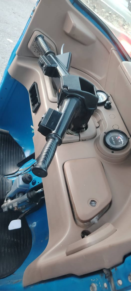 السلام عليكم تكتك موديل 21 شهر 11 تكتك  رقم بغداد لا صبغ ولا معجون بس دوس معمره مكاني اشعب لاتصال ***********
