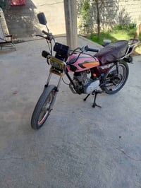 دراجة • أوراق كاملة • قرب سيطرة الغالبيه