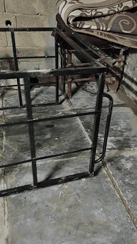 محجر للبيع ابو الفره تفصال جديد عاوزه بس صبغ السعر 130الف رقم 07742516...