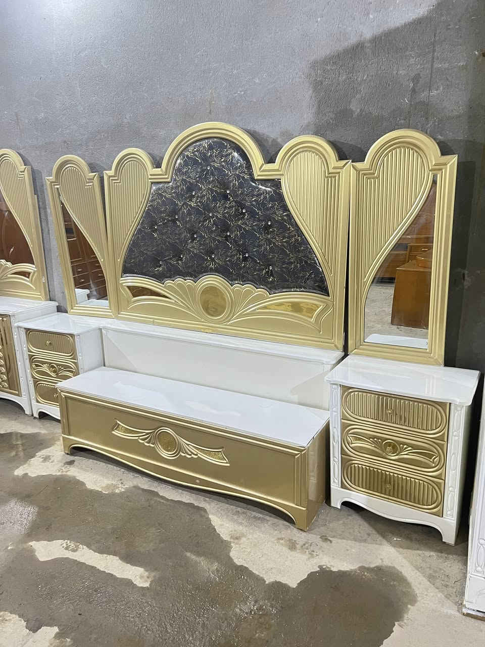 سلام عليكم غرفه نجاره صاج صبغ. حراري. ابيض. مستخدمه نظيفه العنوان الحله ***********
