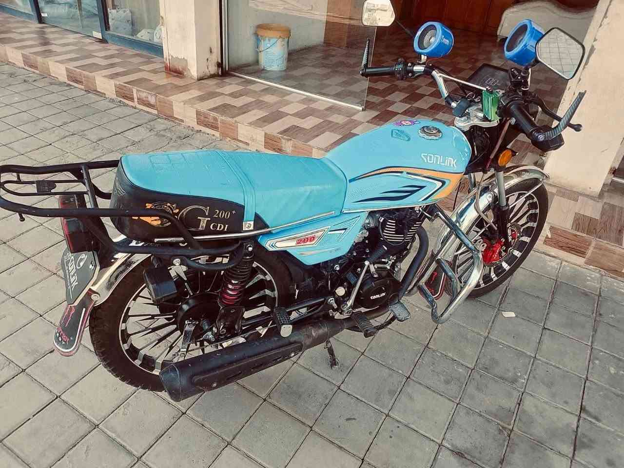 لبيع دراجه يرانيه بعده جديده زيرو
مكينه 200 سعره 925 بيه مجال قليل حك جيه
رقمي ***********
مكاني فلوجه
