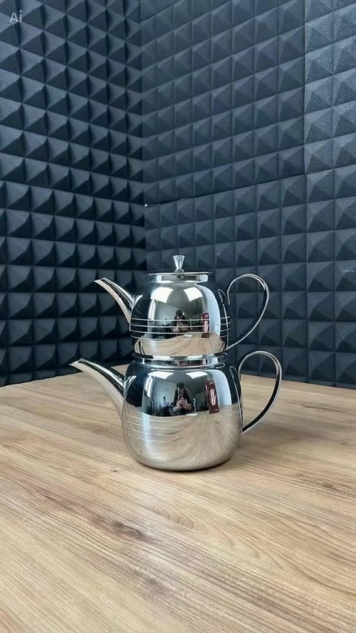 قوري شاي ستانلس ستيل ثنائي مع مصفاة – سعة 2.5 لتر + 1.5 لتر

الاستخدامات

تحضير الشاي العراقي والتركي بطريقة احترافية (قوري فوق قوري).

إبقاء الشاي مركز في الإبريق العلوي مع ماء ساخن في السفلي.

مناسب للاستخدام المنزلي اليومي.

مثالي للضيوف والعزائم والتجمعات.

يمكن استخدام الجزء السفلي لتسخين الماء فقط.

مصنوع من الستانلس ستيل عالي الجودة المقاوم للصدأ.

وزن ثقيل (Heavy Weight) يدل على سماكة ومتانة عالية.

السعر 40 ألف 
توصيل بغداد 3 ألآف باقي المحافظات 5


**إذا كنت صاحب هذا الإعلان وتريد حذفه لأي سبب، رجاءا أرسل رسالة إلى الدعم الفني**