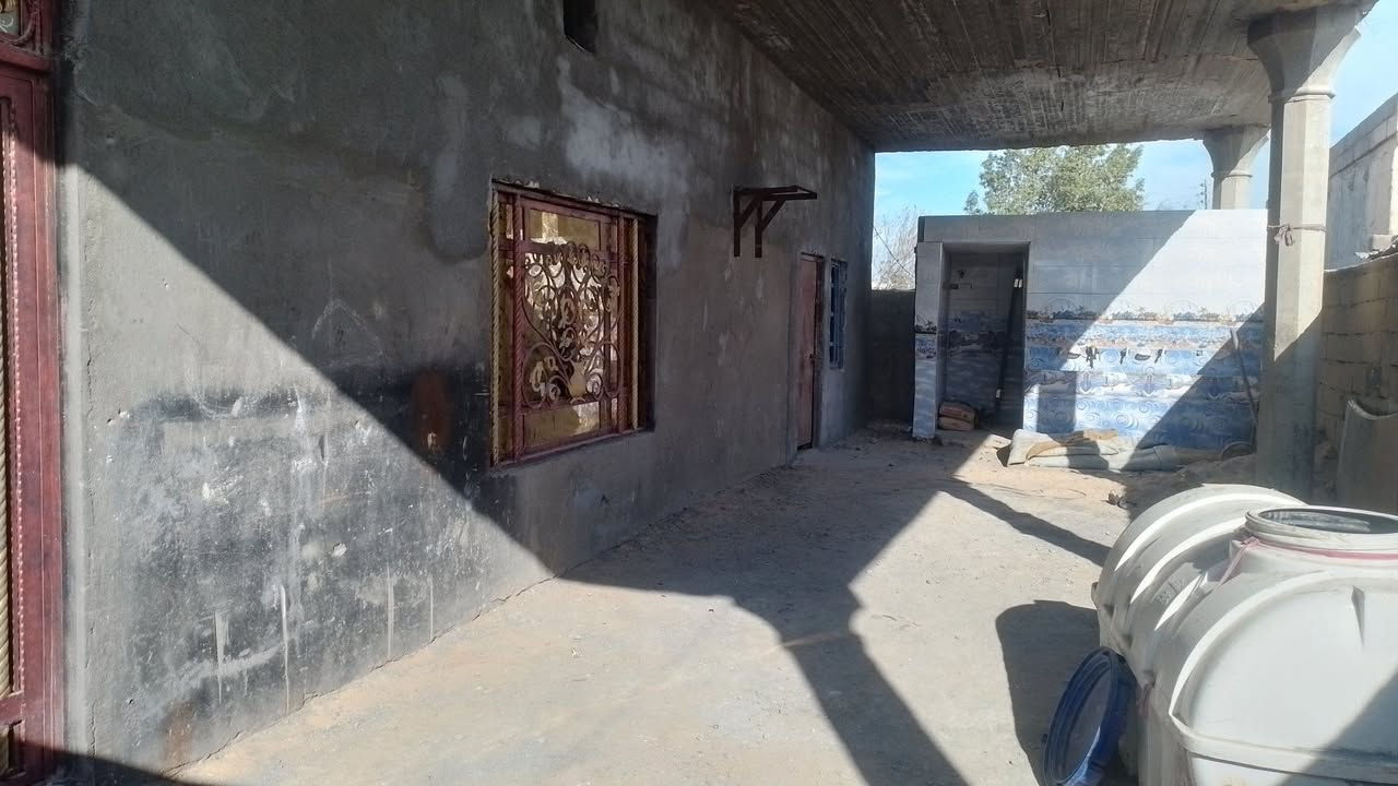 بيت الإيجار مكاني سفوان بيت زغير قرفه ومطبخ وحمام


**إذا كنت صاحب هذا الإعلان وتريد حذفه لأي سبب، رجاءا أرسل رسالة إلى الدعم الفني**