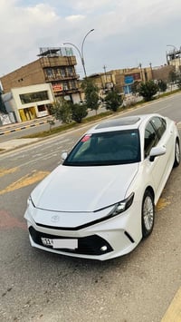 كامري 2025 بانزين وكالة SAS تحت ضمان الشركة  مكفول  ماشيه 15 الف  صنف ...