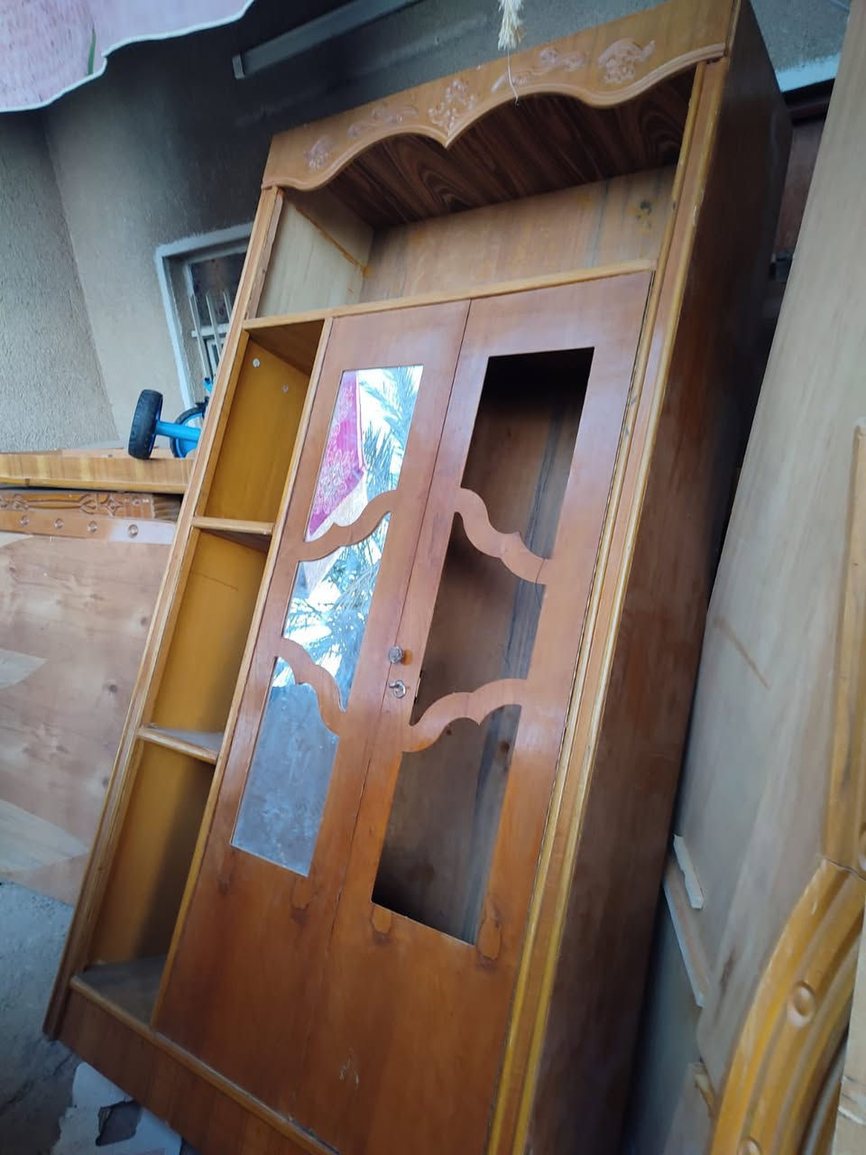 سلام عليكم غرفه نوم للبيع   جديده العنوان جسر ديالى ‭٠٧٨٧ ٠٧٠ ٠٥١٣‬ للتواصل
