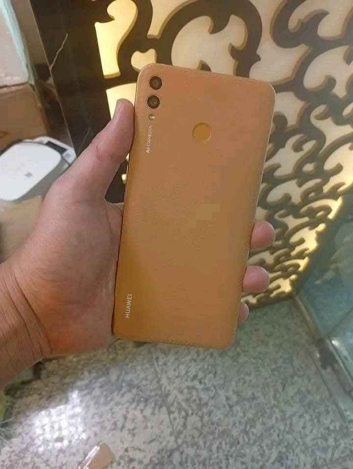 مع اكبر شاشه شاشات الموبايل  أصلي 
 هواوي y max 
 ذاكره 256 رام 8 كيكا و بطاريه 5000 ملي امبير وشاشه بقياس 7.12 انج  مظهره جلد الجميل 
معالج قوي للالعاب والأداء  جهاز سلس بالعمل 
بسعر 100 الف  فحص قبل الشراء
مفرد وجمله توصيل كافه محافظات 
العنوان بغداد زيونه ربيعي مقابل مول دريم ستي 
اعتذر اذا اتاخرت بارد
المراسلة او اتصال 
*********** بغداد, العراق
