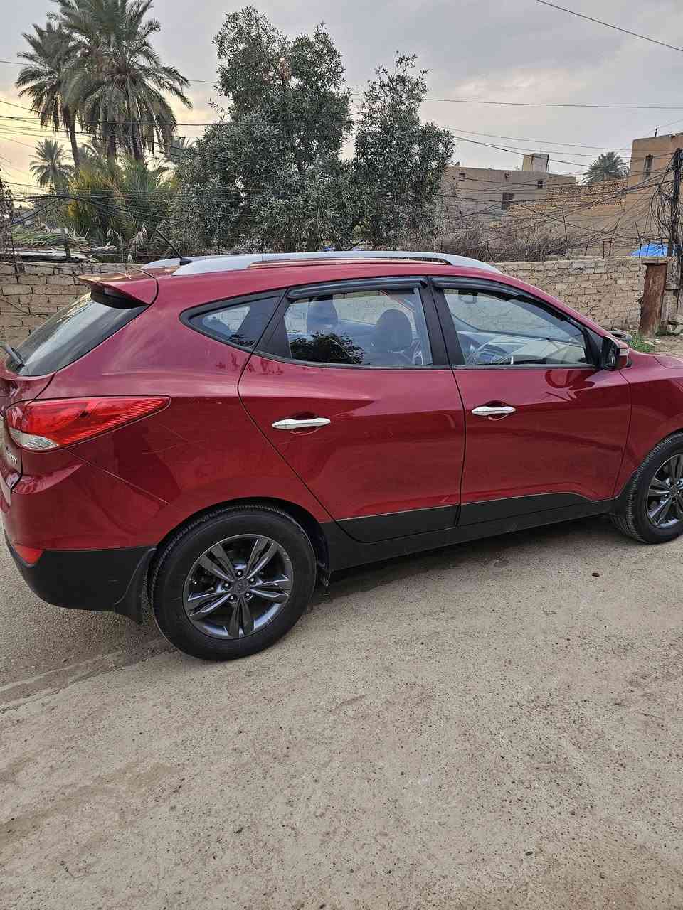 توسان ٢٠١٣ خليجي مكفوله من الصبغ رقم اربيل دولي جديد نص مواصفات محرك وكير وتبريد وصدر وتخم تاير كله جديد وجاهز السعر ١٣٢ وبيها مجال بسيط مكان السياره الضلوعيه استفسار ***********
