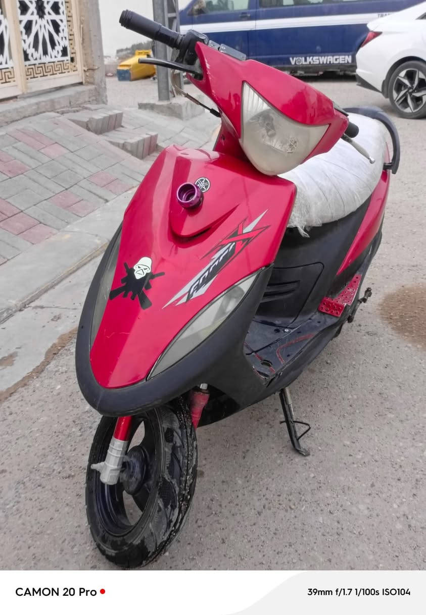 سلام عليكم من رخصت صاحب لكروب دراجه معروضه للبيع شغاله سعره ٤٥٠ وبيه مجال حك جيتك بس مكاني رمادي *********** او مراوس ايفون ١٣ بلادي مو شراي اعبر منشور لتعبني
