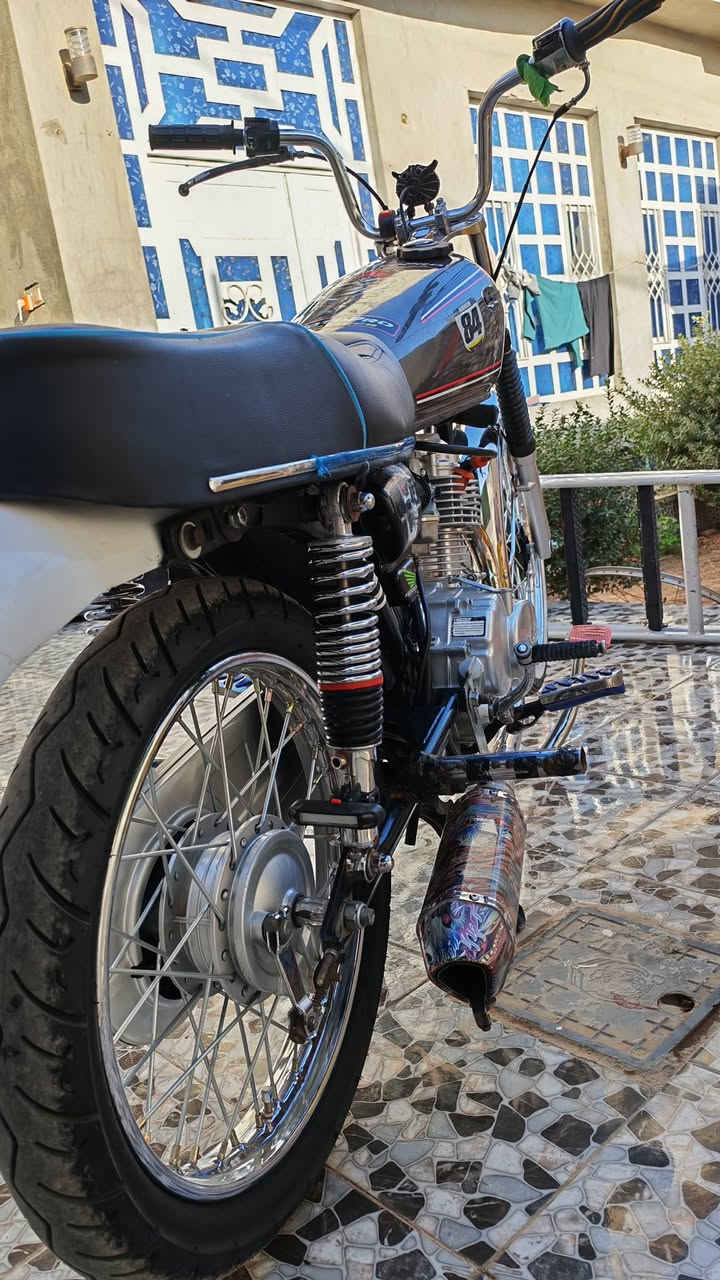 دراجه نامه شلامجه البيع تعميره 2025 بعدهي جديده تخم تاير لايت شغال +جوزه وسويج كامله امكمله
السعر 700
التواصل ***********
