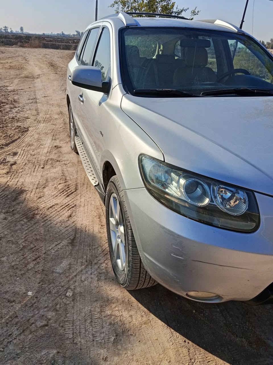 سلام عليكم 
سنتافي  2008خليجيه
6سلندر
7راكب
3قطع تبريد 
فور ويل
تخم تاير جديد
باتري جديد
صدر خلفي امامي جديد
رقم بغداد دولي بسمي
سياره بيه تلث قطع صبغ
بدون دواخل اثر شخوط 
سياره كلش حلوه مكفوله من الضربه تبديل
السعر 120وبيه مجال بسيط
الاتصال ***********
