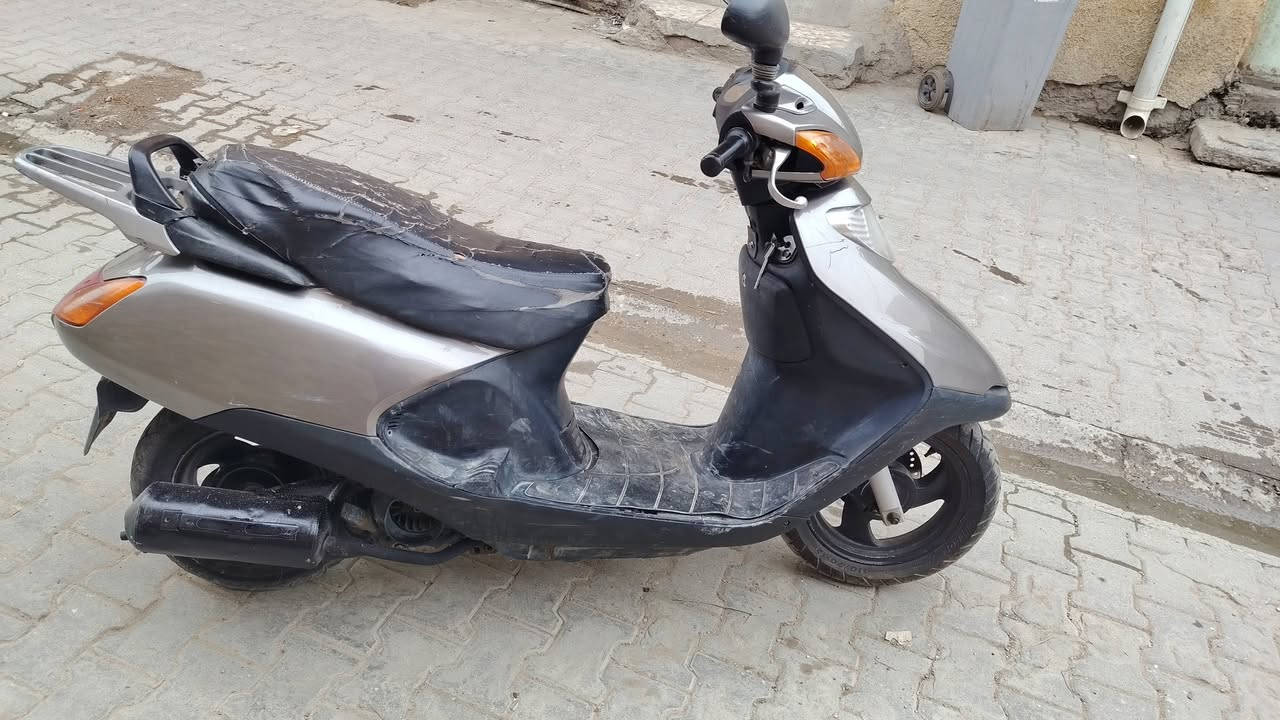 السلام عليكم سبيسي ياباني دراجة شغالة سلف هندر كهرباءيات السعر 300 مكان الدراجة بغداد الإسكان ***********
