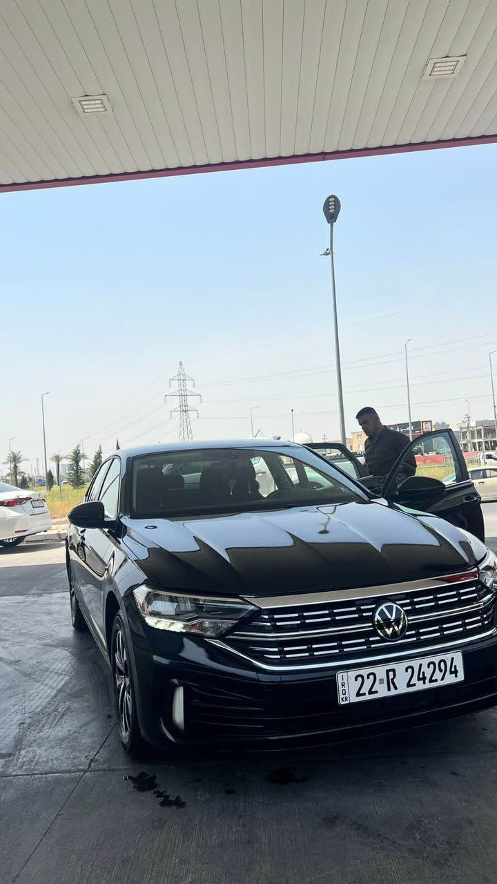 ڤۆکس واگن جیتا jetta vw  مۆدیل 2023 مواسەفات S
رەنگی رەش تەنها نیو بۆنت سبوغ بێ ژۆری بێ ئیرباگ بە شەرتی فەحس، مەکینەو گێڕ هەموو گیـانی بەشەرت، زۆر پاک و خاوێنە،نرخی گونجاوە حیسابی کلین بکە، أربيل, العراق


**إذا كنت صاحب هذا الإعلان وتريد حذفه لأي سبب، رجاءا أرسل رسالة إلى الدعم الفني**