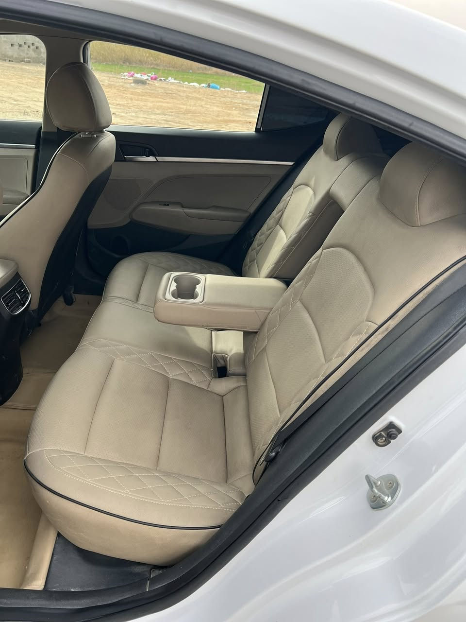 سلام عليكم النترا  لون (ابيض)
هونداي2020  فول مواصفات رقم اربيل تحويل او وكاله  مضمون وارد خليجي 
لمواصفات : 
فتحه / بصمه   / كشنات بيجي / تدفئه  كشنات / شاشه تاب  / هندبريك حسب / اوتو هولد / كامره دوارة / تبريد بيانو / نقطه عمياء / اشاير بالمري / قياده ذاتية / توقف ذاتي / رادارات / 4 انظمة قيادة نضام / مانع انزلاق/ماشيه83km/مكينه 2000 دوش/  شاحن واير ليس/ اناره داخليه   محيطي /لد خلفي / لد امامي/

الضرر :باب السايق مبدل وجاملج بي شبر بارد فقط 
 
 النجف ابو اصخير 

للتواصل والاستفسار : ***********
