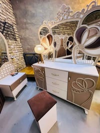 غرفة نوم مستعملة🇹🇷 نضافة90 ٪💯 عدد القطع / 9 لون مميز  نضام / أبواب وأس...