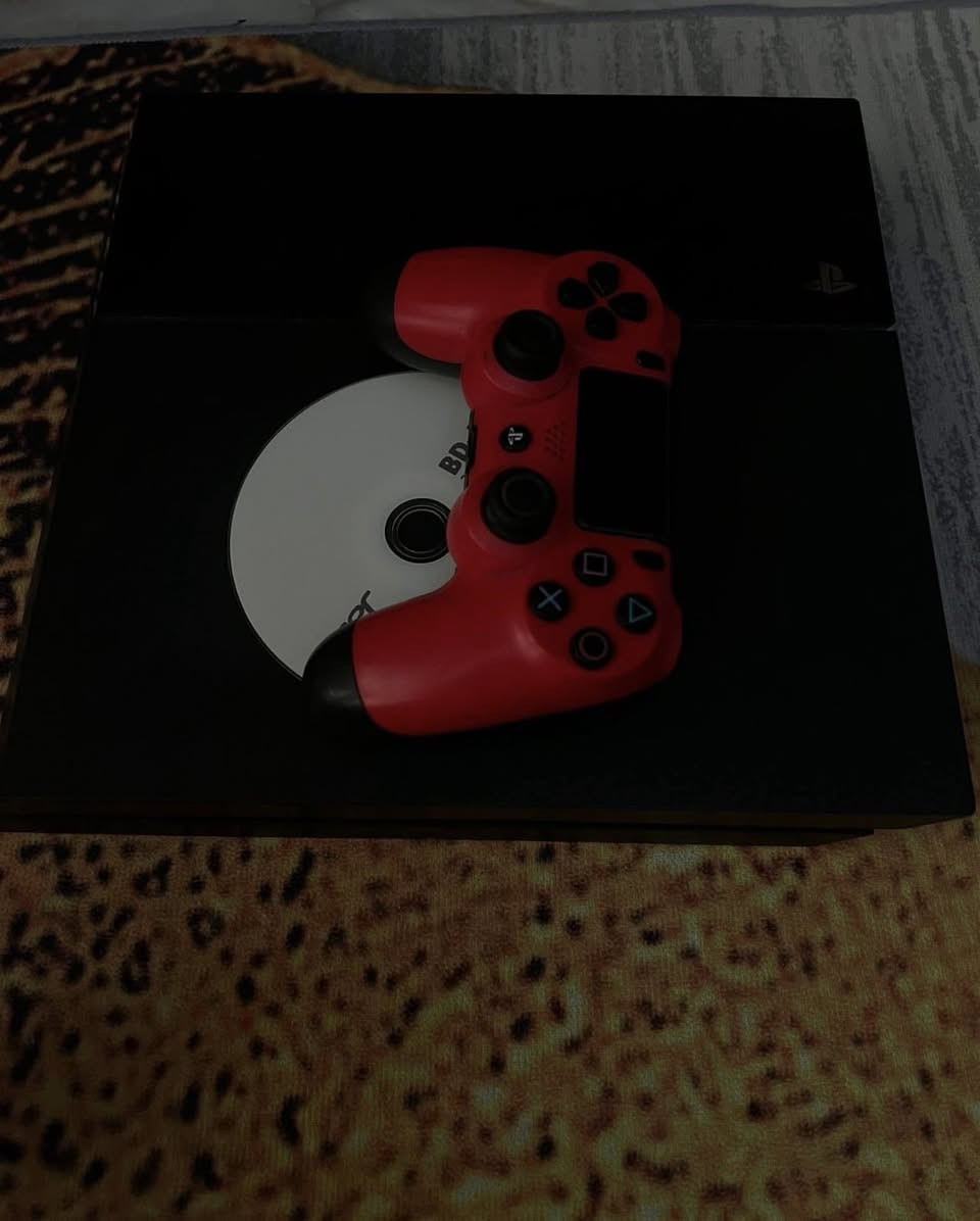 بلي فور فات مهكر واحد تيرا مفتوح
بحالة اخو الجديد جوستك اصليه وكل اغراضه موجوده وبيه اكثر من 15 لعبه 
السعر 220 وبيه مجال
مكاني الناصريه


**إذا كنت صاحب هذا الإعلان وتريد حذفه لأي سبب، رجاءا أرسل رسالة إلى الدعم الفني**