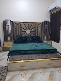 غرفة نوم • فخمة • سرير هادروليك