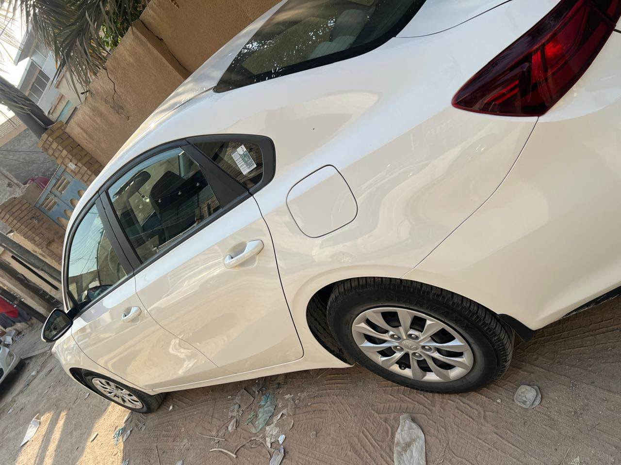 سيراتو 21 خليجي كفاله 
محرك 1600
ماشيه 88
اربيل 
مواصفات نص فول ب١٤٣
مكانه نجف  *********** النجف, العراق
