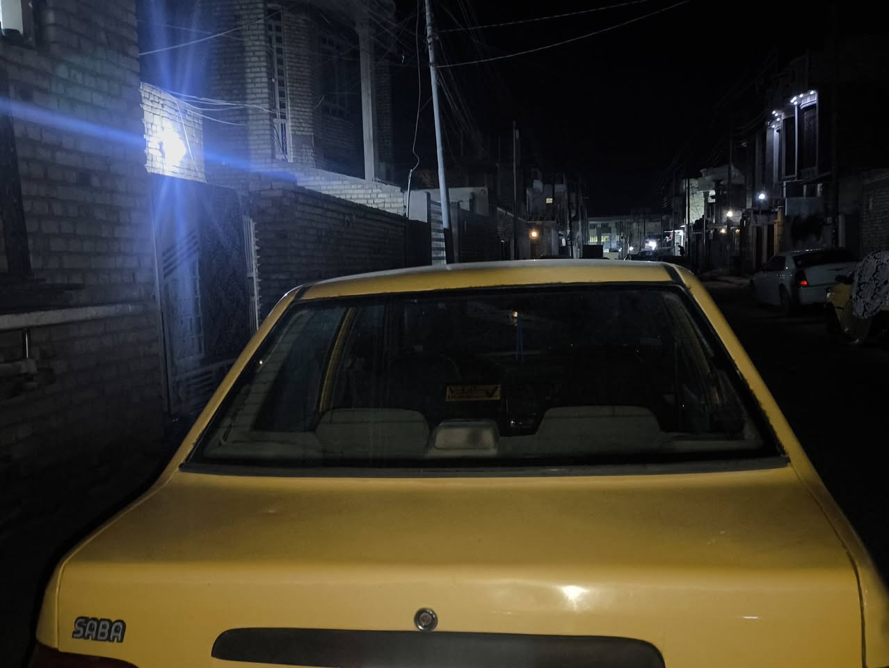 سياره للبيع مديل ١٠ سياره حلوه شواصي ما مامعمره خياس مابيه قليل كلش كير محرك نعمه كربايات  كله شغاله تخم تاير جديد دواخل جديد  هيئه وغرامات عل مشتري  سياره بعده بلاد  مكانه العماره  مركز المدينه ***********         سعر ٢٠  سنويه نافذه صاله شهر و١٠ايام
