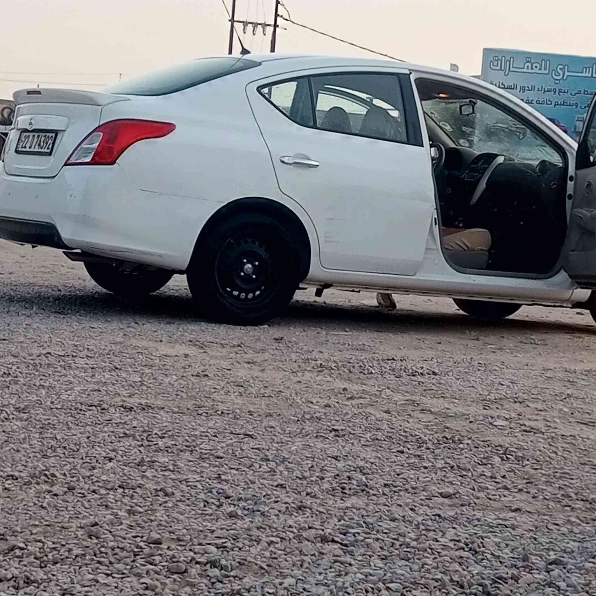 نيسان 22 ربيل سنويه 27. سعرها 104 بيها مجال. هندي. ماشيه 95 مكاني بصره. *********** بيه بارد بسيط.
