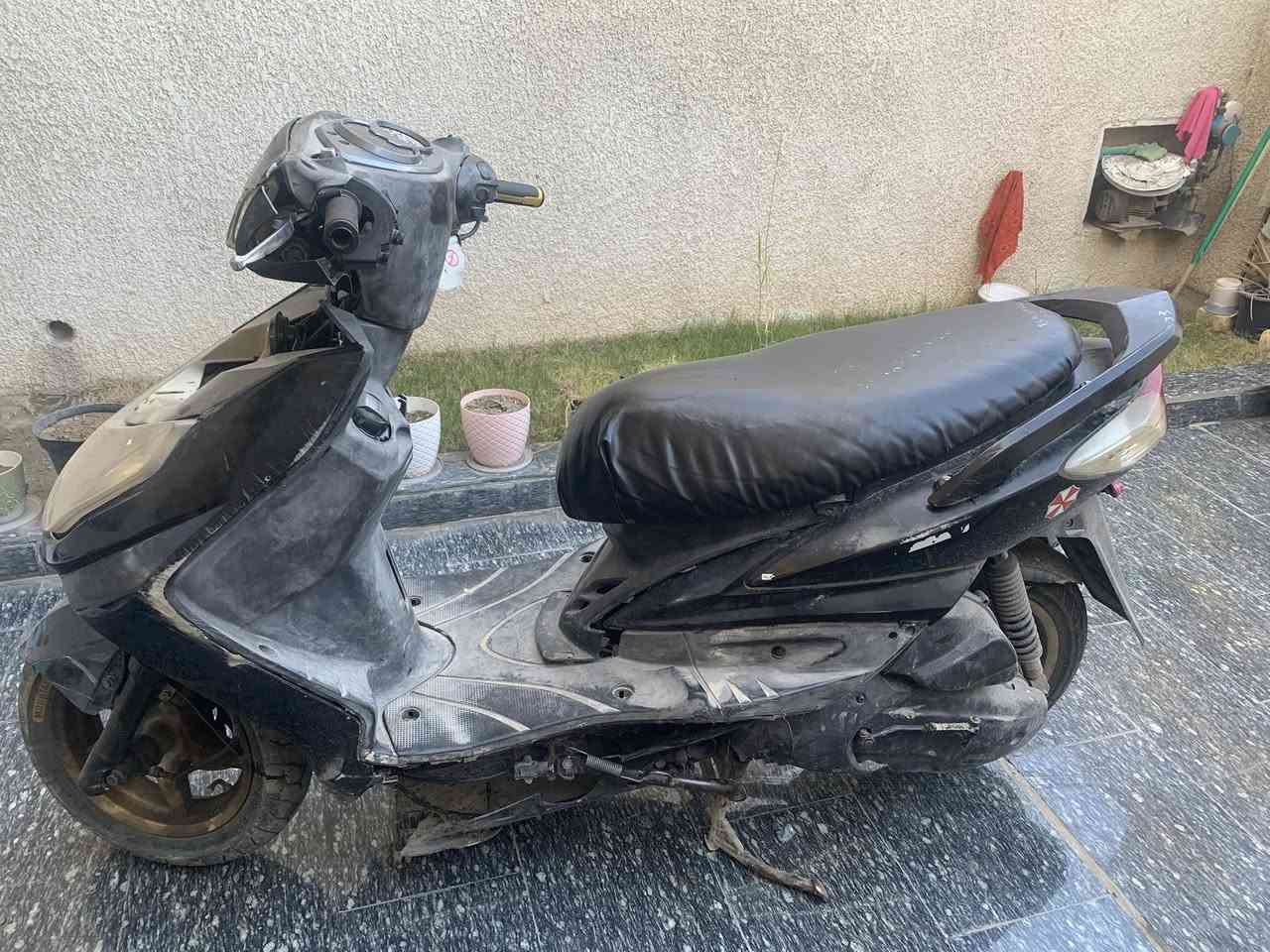 السلام عليكم سكنس فحل نوزل قبق نفخ الدراجة بيها نقوصات بسيطة وكفراتها تعبانه مكاني بغداد شارع فلسطين السعر 500 الف التواصل واتساب ***********
