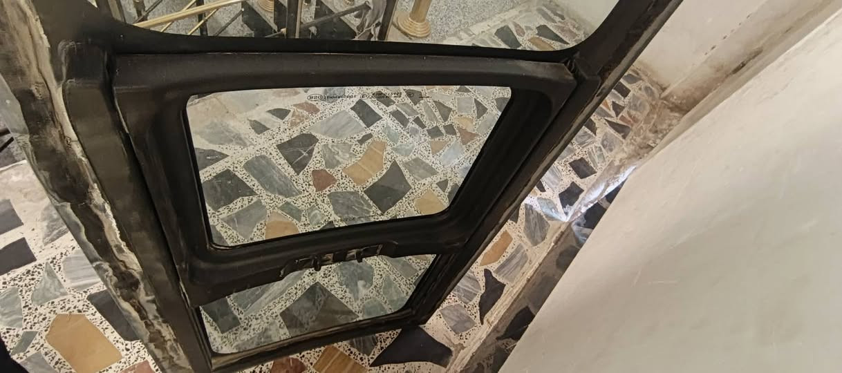 سلام عليكم جامة مال باب سلايت ام الفتحة متحركة 
تلبيسات مال عالية مكان بغداد,...***********
