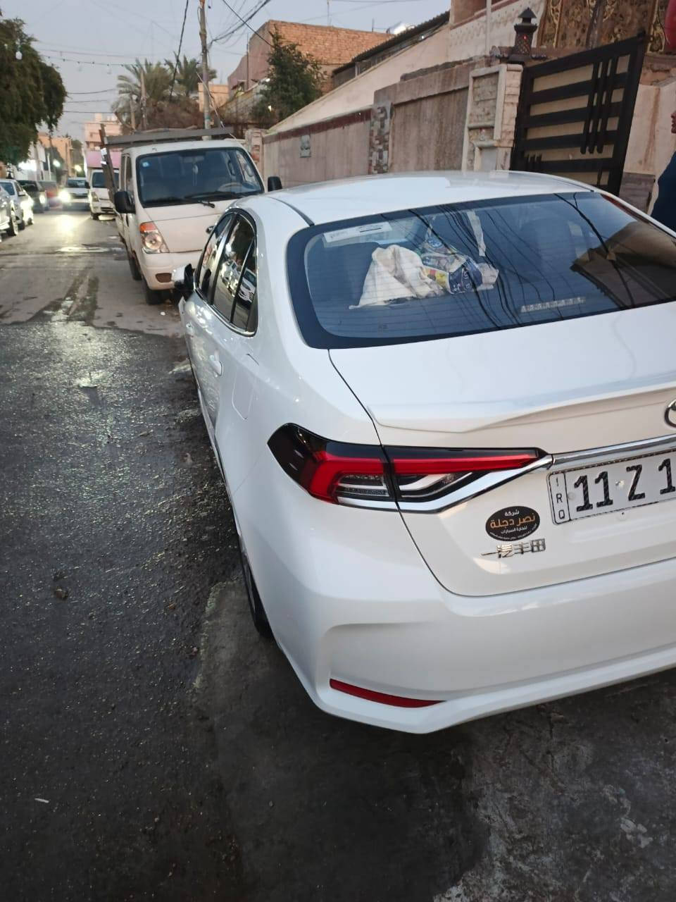 السلام عليكم.
للبيع كورلا هايبرد 
موديل ٢٥ شكل الخليجي
 
ماشيه ٦ ألف فقط بحالة الزيرو
كامل مواصفات مقاعد جلد //

كفاله عامه //
السعر ١٥٩ 

مكان بغداد // الكرخ 
للاتصال  ***********
