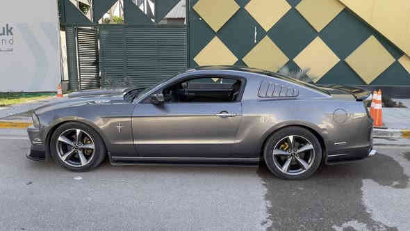 السلام و عليكم 
المدفع للبيع 🚀
2014 V6 3600
حادث جاملغ و باب سايق حادث خفيف
مبدلات القطع و الجاملغ مصبوغ
و بل عراق جاملغات الورة و الجنطة مصبوغة بسبب جان عليها سبايدر من انشال شال الصبغ وياه و صبغوهن يعني حادثها تافه حيل 5 قطع
ايرباك كشن سايق بس الطاق
مكفولة شاصي و لغود و كير و محرك
ماشية تقريباً 95,000km 
لان مبدل الدشبول مال برميوم و الاصلي موجود هم
اضافات 
دشبول 7 الوان برميوم
كيجات وسطية
دشبول مغطس كاربون فايبر
اكسل gt
اكزوز X بايب 
دبات بلادية بسبب المرور
هود بنيد 
لحية 
دفيوزر 
دوسات جانبية
حلوك روش
تايرات جديدة لوك 
تبديل دهن جديد موتل 
عليها 3 ملفات برمج كات اوف يوم طلال 4brother كلها امان 
السيارة حلوة و ناصبة كلش و معروفة بقوتها
يرادلها شوية ترتيبات بسبب عدم التفرغ
سعرها 125 ورقة
الي يشوفها غالية السوك كلشي يلكة بيه
و انشاء الله الكل يركب الاحسن منها 
اتصال ***********
مكاني بغداد
