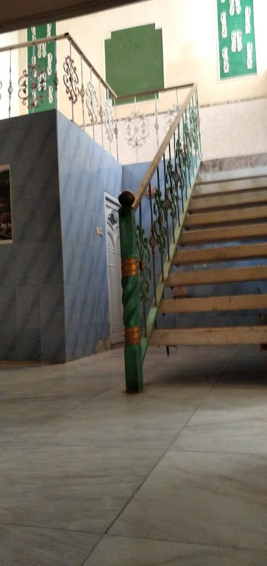 دار للبيع
طابو صرف طابقين
شارع 30 خلف حسينية البتول وقرب شارع 80
الطابق الاول
غرفتين نوم واستقبال وكلدور مع محل وصحيات
الطابق الثاني
غرفتين نوم وكلدور
الطابق الاول الارضية مرمر والجدران تغليف اشرطة وفلين
المساحة الدار200م
رقم الموبايل
***********
***********
