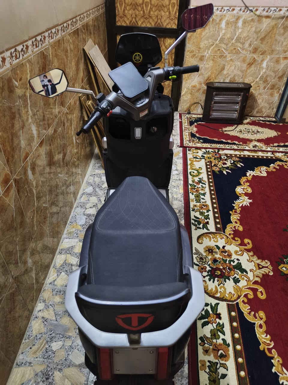 السلام عليكم ورحمة الله دراجة ريان الصاعقة حديث موديل 2026 للبيع أو المراوس
متواجد على الخاص 

دراجة خير من الله مواصفاتها معروفة 

١. بصمتين تشغيل وسويج احتياط 

٢.نضامB البارك الوقوف 

٣.نضامR الرجوع للخلف 

٤.نضام مانع سرقة 

٥.ابركات دسك أمامي وخلفي 

٦.نضام مانع تزحلق ABS 

٧.بطاريات 6 الحجم الكبير 35 انمبير 72 فولت 

٨.تايرات حجم ٩٠/٩٠/١٢ جلاتين جوبلس 

٩.ملف 2000حقيقي وتر بروف ضد الماء 

مكاني بغداد مدينة الصدر الرقم فقط واتساب ***********

السعر (٩٥٠) وبيها مجال
