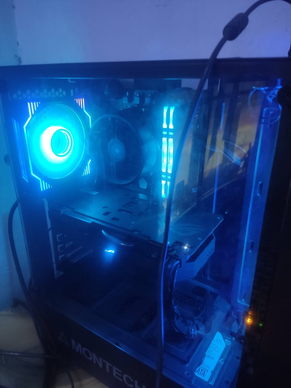 السلام عليكم PC لليع
المعالج AMD R5 3400G 
الرام BALLISTIX 16GB 3200Hz
البورد B450m 
الكرت ورس GTX 1660S 6GB
التخزين ssd 128 + hhd 500gb
البور 550w mas
الكيس MONTECH 3FAN ARGB
السعر 500 الف مكاني بغداد


**إذا كنت صاحب هذا الإعلان وتريد حذفه لأي سبب، رجاءا أرسل رسالة إلى الدعم الفني**